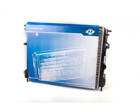 Радиатор охлаждения Renault Logan