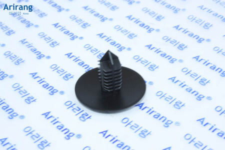 Клипса крепления щитка передней левой арки колеса Клипса крепления щитка передней левой арки колеса